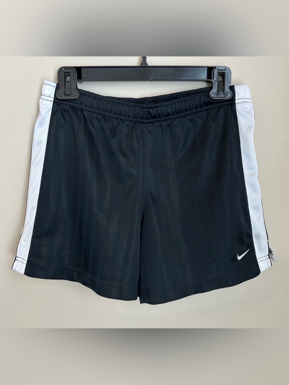 Nike Black Two Tone Stripe and White Band On The Side Shorts Size L / 14 Unisex